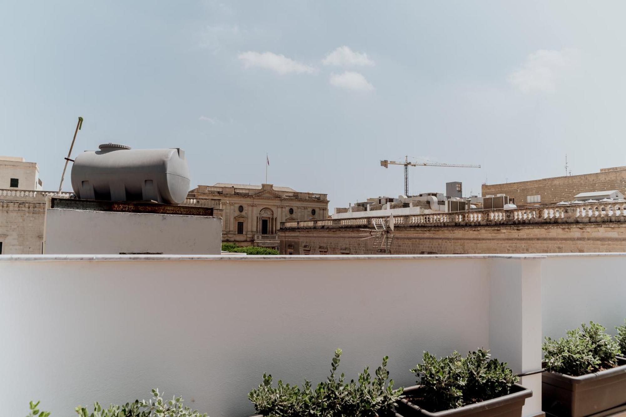 King Charles Hotel La Valeta Exterior foto